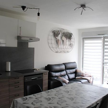 Appartement Confortable Avec Parking Prive ستشيلتيغهيم المظهر الخارجي الصورة