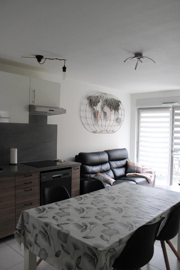 Appartement Confortable Avec Parking Prive ستشيلتيغهيم المظهر الخارجي الصورة